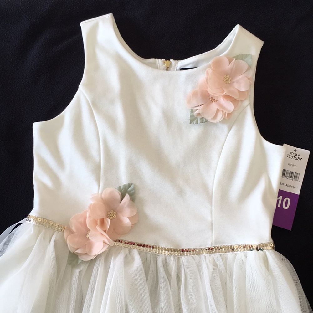 Zunie Ivory Dress NWT